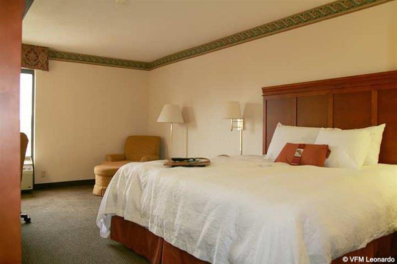 Hampton Inn Corinth Δωμάτιο φωτογραφία